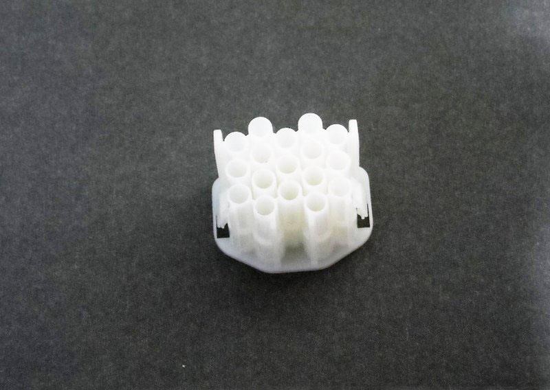 61131380587 BMW Plug Housing H61130