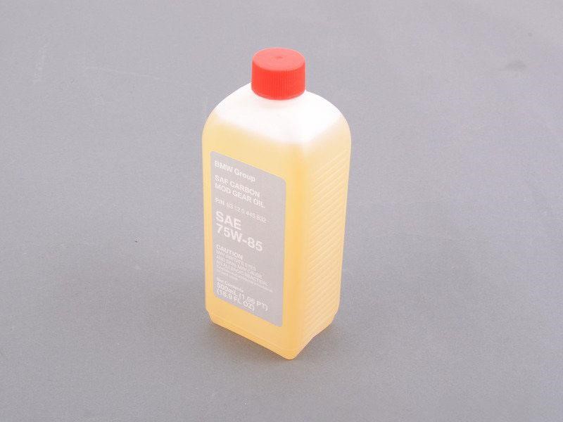 83120445832 BMW Transmission oil BMW SAF Carbon mod 75W-85, 0,5L