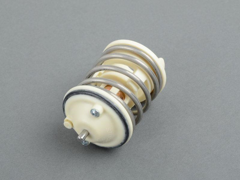 VAG 03H 121 113 E Coolant thermostat 03H121113E 03H121113E VAG Coolant thermostat
