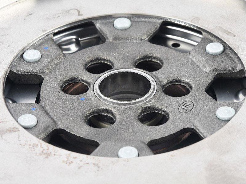 Flywheel Audi TT: 06F105266K VAG Flywheel