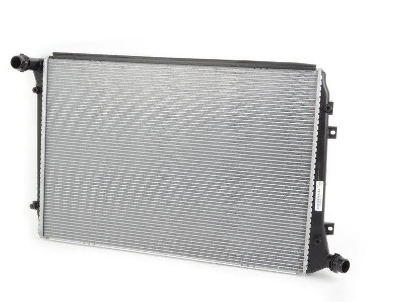 Engine radiator Audi A3: 1K0121251EJ VAG Engine cooling radiator