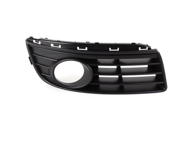 Radiator grill Volkswagen Jetta: 1K0853666E9B9 VAG Front bumper grill