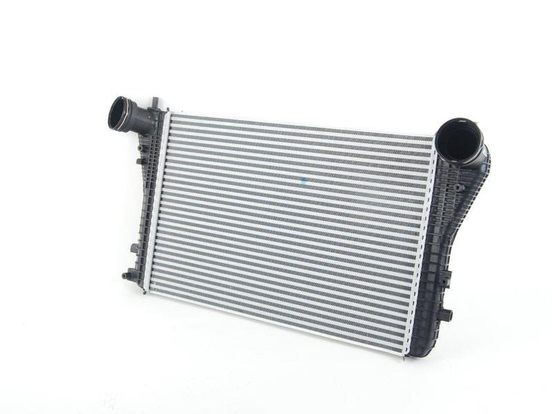 VAG 3C0 145 805 R Intercooler, charger 3C0145805R