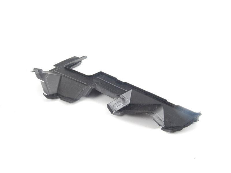 8K0121284S VAG Air duct