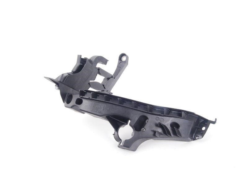 8K0805607C VAG Headlight mount