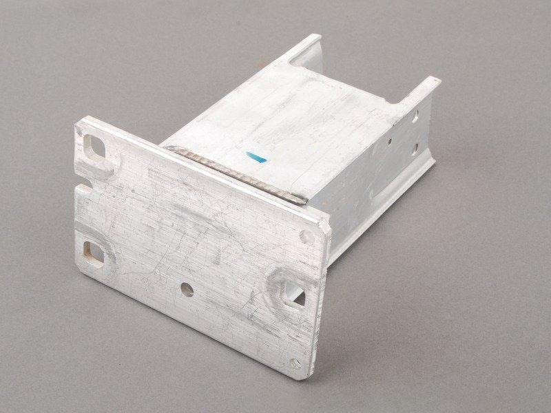 8K0807133D VAG Bracket