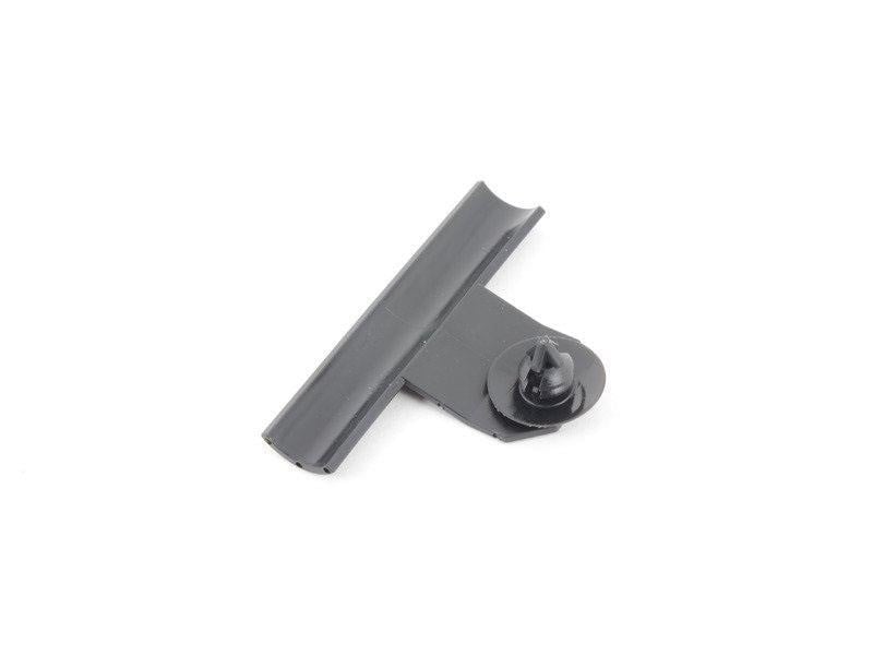 8L0971848A VAG Cable fastener