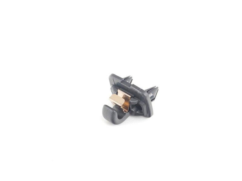 Buy VAG 8W0 857 562 A 4PK at a low price in United Arab Emirates!