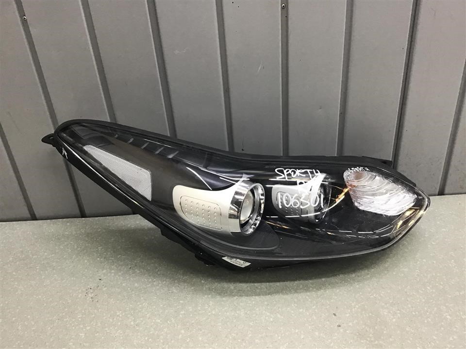 92102F1011 Hyundai/Kia Headlight right