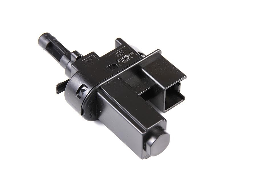 Buy Ford 1 343 269 at a low price in United Arab Emirates!