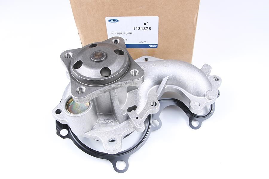 Water pump Ford 1 131 878