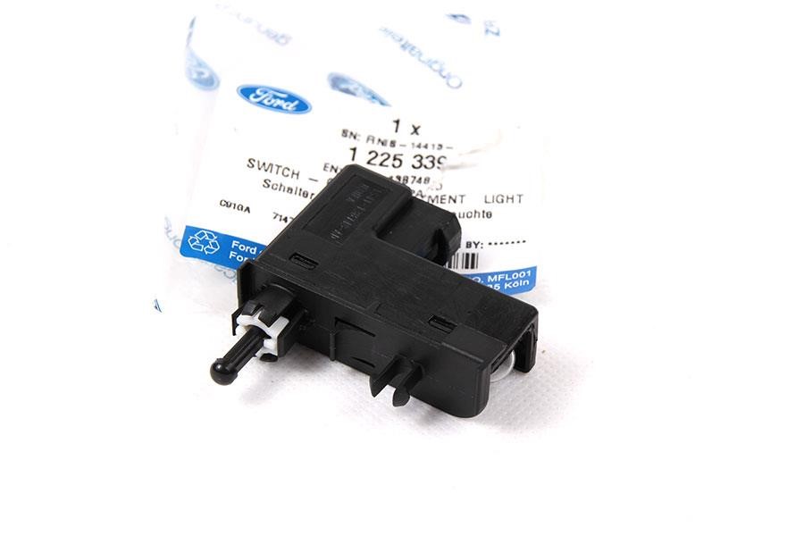 Switch Ford 1 225 339