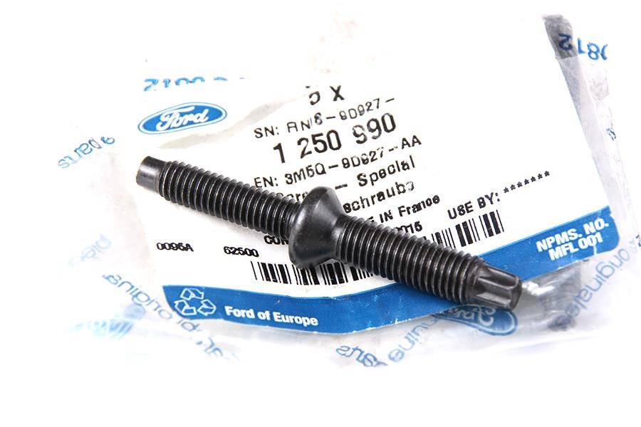 Buy Ford 1 250 990 at a low price in United Arab Emirates!