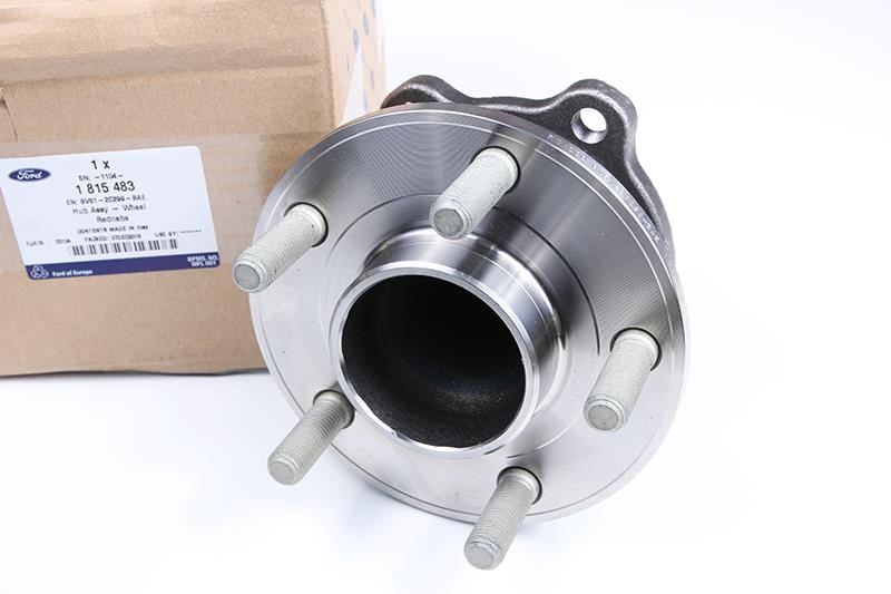 Wheel hub Ford 1 815 483