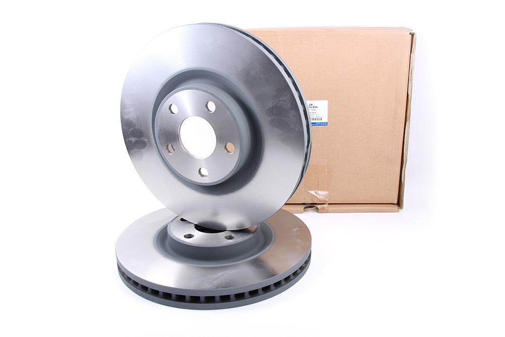 Front vented brake disc Ford 2 019 816