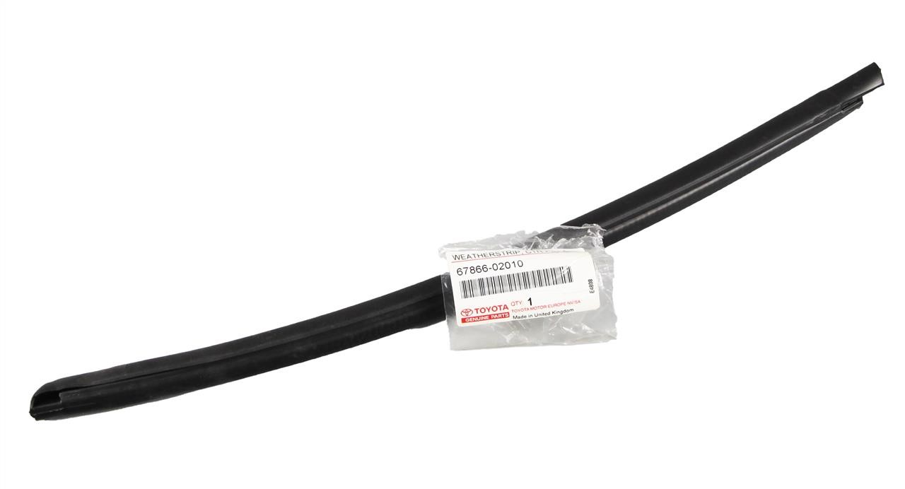 Buy Toyota 67866-02010 at a low price in United Arab Emirates!