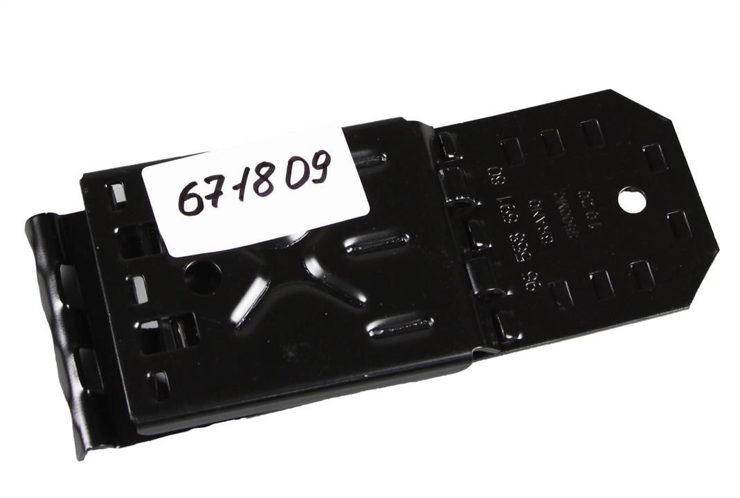 Buy Citroen/Peugeot 6718 09 at a low price in United Arab Emirates!