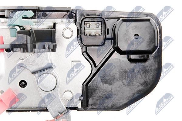 Front left door lock NTY EZC-CH-001