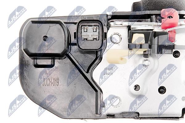 Front left door lock NTY EZC-CH-019