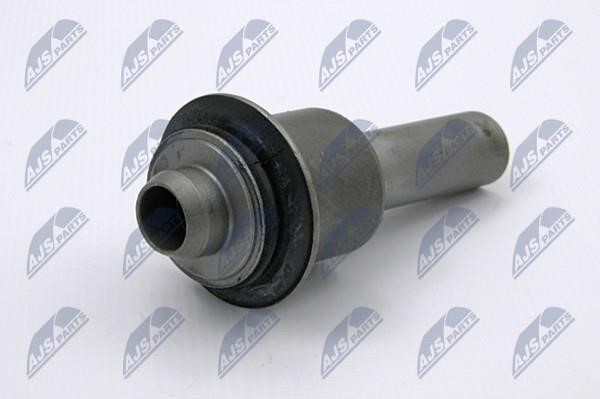 Control arm bushing NTY ZTP-NS-060A