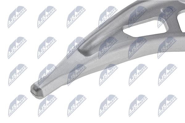 Front right lower control arm NTY ZWD-BM-002