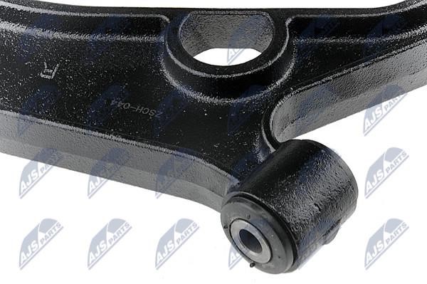 Suspension arm front lower right NTY ZWD-CH-044