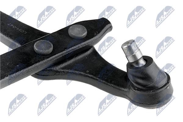 Front left lower control arm NTY ZWD-CH-047