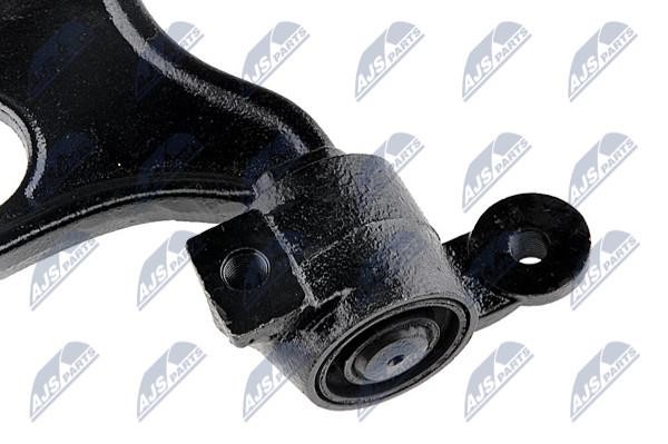 Suspension arm front lower left NTY ZWD-CT-001