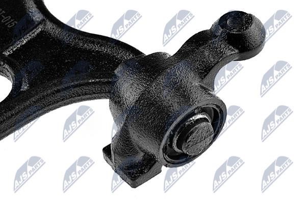 Suspension arm front lower right NTY ZWD-CT-015