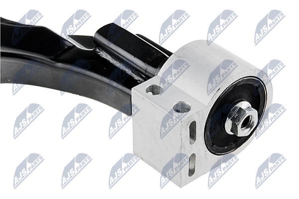 Suspension arm front lower left NTY ZWD-DW-013