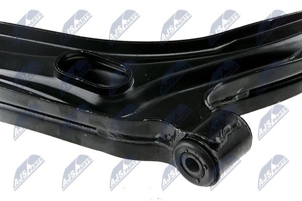 NTY Suspension arm front right – price 65 PLN
