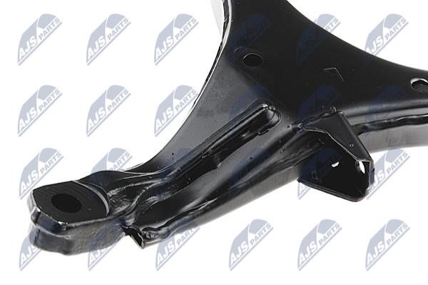 Suspension arm front lower left NTY ZWD-HD-048
