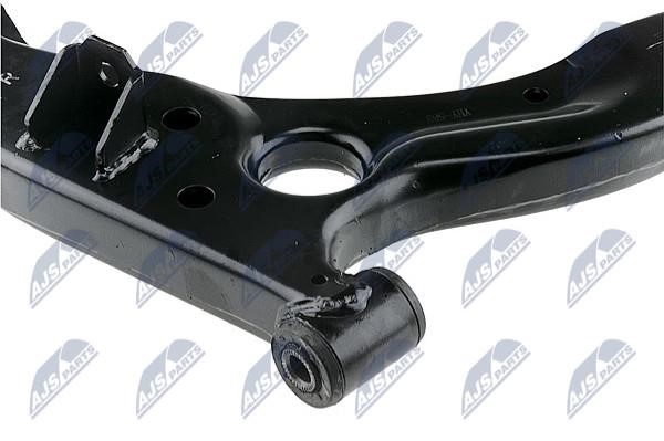Suspension arm front lower right NTY ZWD-HY-563