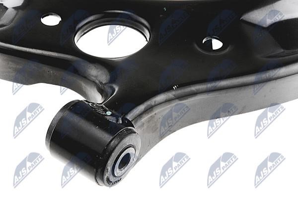 Suspension arm front lower left NTY ZWD-HY-578