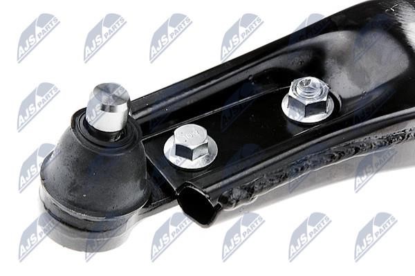 NTY Front left lower control arm – price 135 PLN