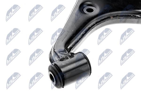 Suspension arm front right NTY ZWD-KA-344