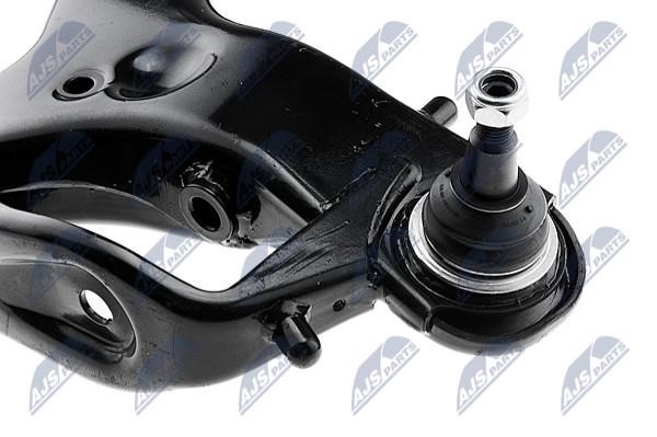 Suspension arm front lower right NTY ZWD-LR-011
