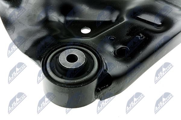 Front right lower control arm NTY ZWD-ME-056