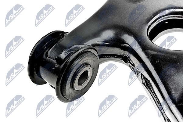 Suspension arm front right NTY ZWD-MZ-109
