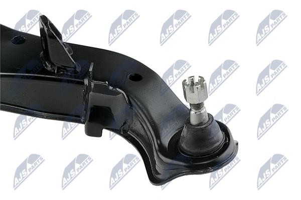 NTY Front right lower control arm – price 127 PLN