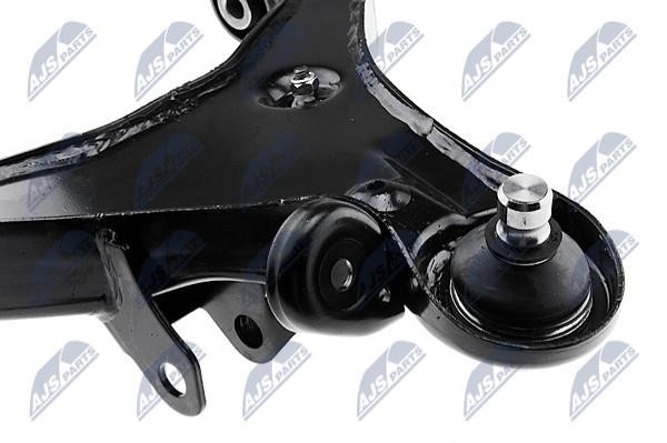Front right lower control arm NTY ZWD-NS-127