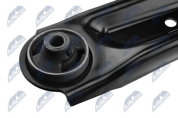 Suspension arm front lower right NTY ZWD-NS-148