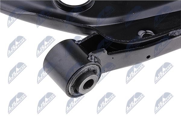 Front left lower control arm NTY ZWD-PE-010