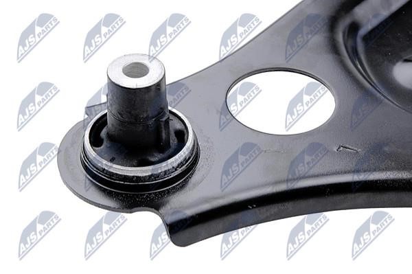 Suspension arm, front left NTY ZWD-RE-038