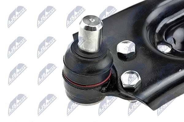 Front left lower control arm NTY ZWD-SA-003