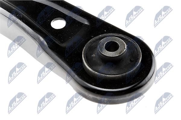 Front left lower control arm NTY ZWD-SU-004