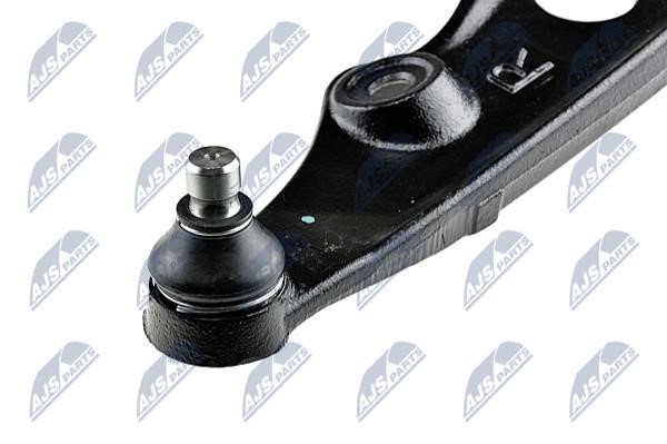NTY Front right lower control arm – price 105 PLN