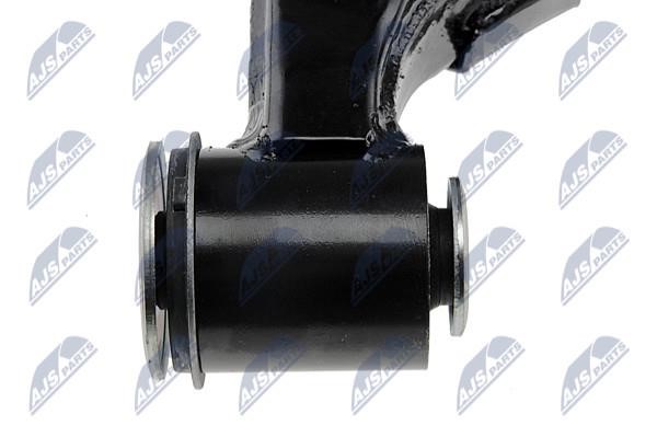 NTY Front right lower control arm – price 253 PLN
