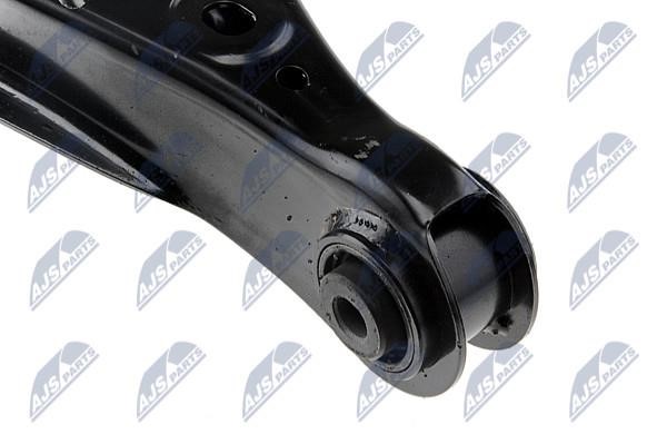 Suspension Arm Rear Lower Right NTY ZWT-MZ-078