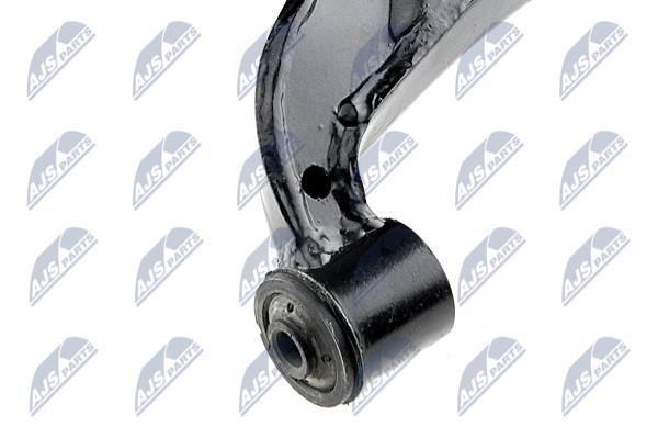 NTY Suspension arm rear upper right – price 153 PLN